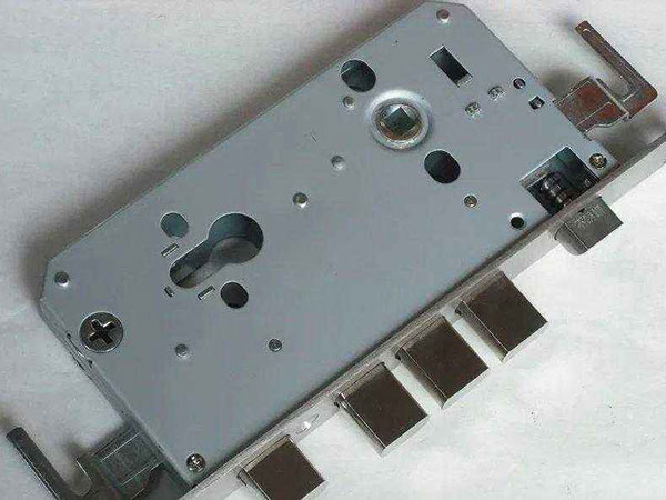 雅安市24小时上门开锁公司